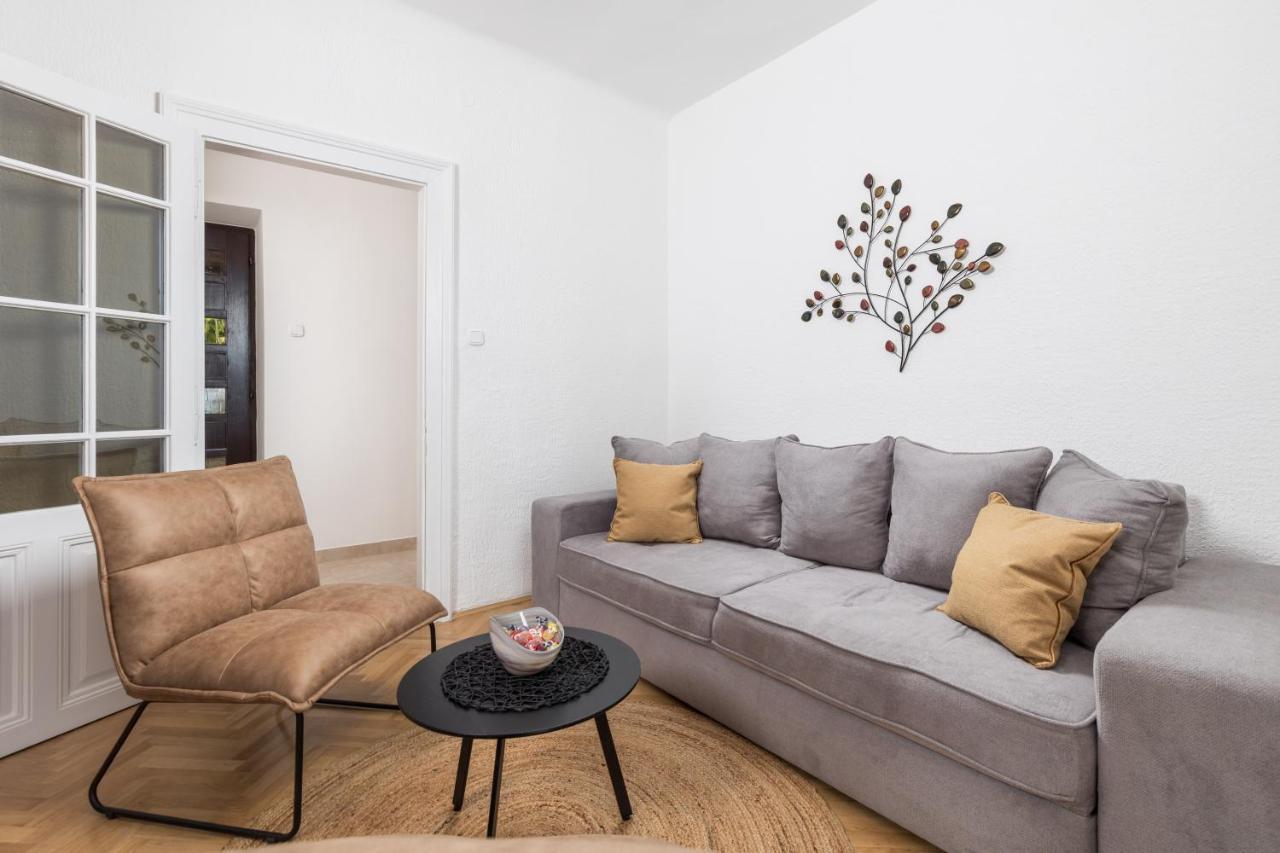 Apartment Carmen Матули Екстериор снимка